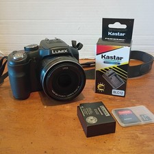 Panasonic Lumix DMC-FZ200 12.1