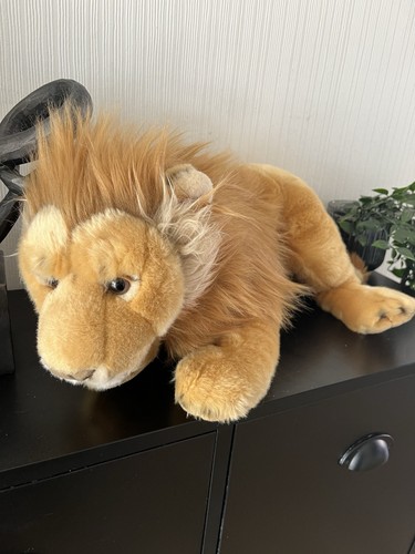 Large keel toys lion lying - toys,