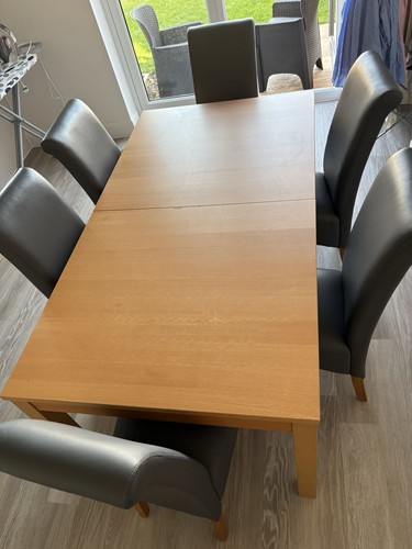 Dining table and chairs - 6,