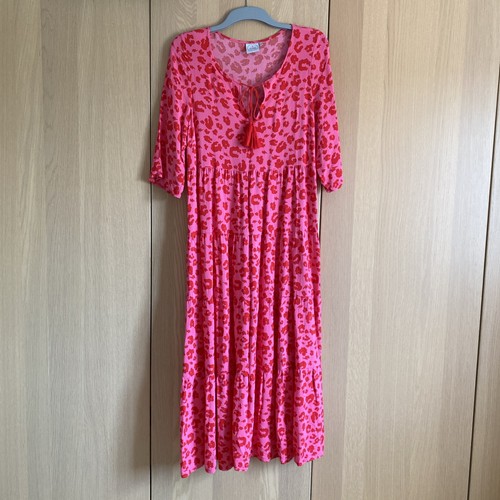 Scamp and dude dress - and, size