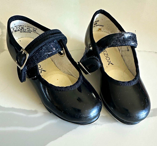 Capezio toddler girl size 5m - capezio,