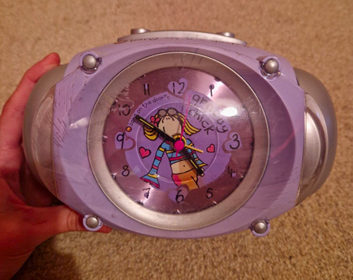 Bang the door groovy chick - bang,