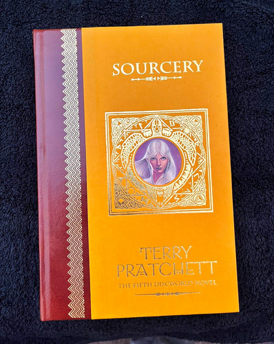 Sourcery terry pratchett - terry,