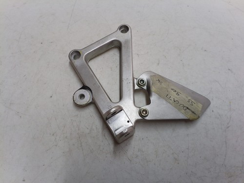 Ducati 900 front left - 900,