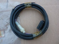 ROVER P5 / P5B  Electrical harness for front headrests.  NEW. Genuine. 555787.