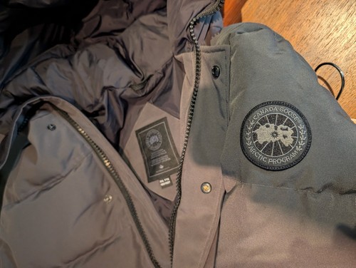 Canada goose men puffer coat - men's,