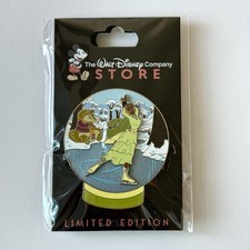 Disney DEC Holiday Snow Globe