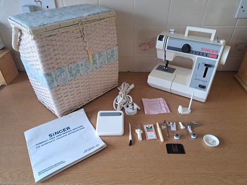 Singer model 324 featherweight - singer,