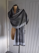 BNWNT Gorgeous Pashmina Shawl