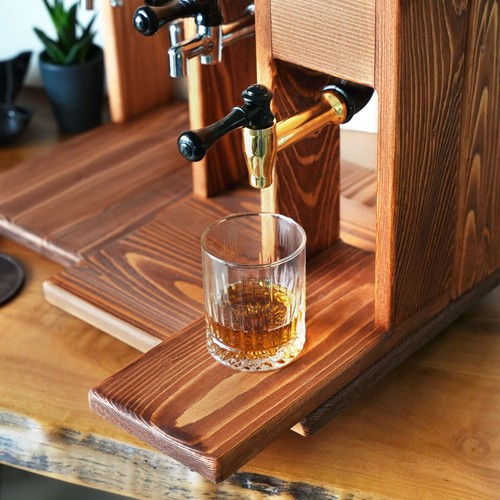 Whiskey dispenser station - dispenser,