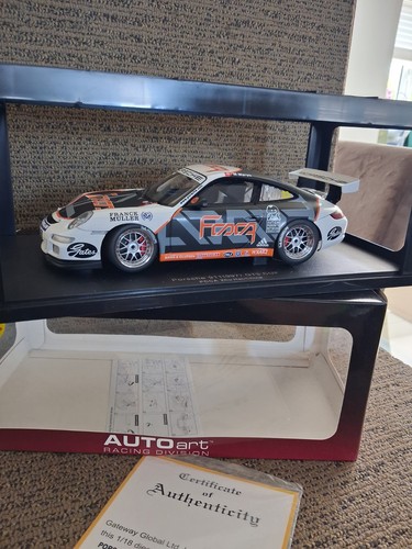 Autoart scale 80782 - 1/18,