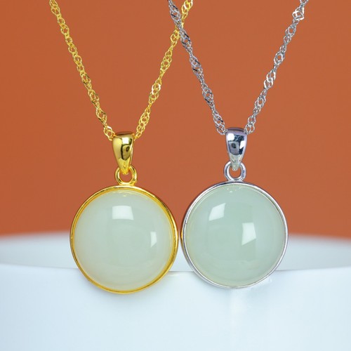 Round green stone pendant - round,