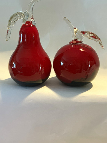 2pc red art glass fruit - 2pc,