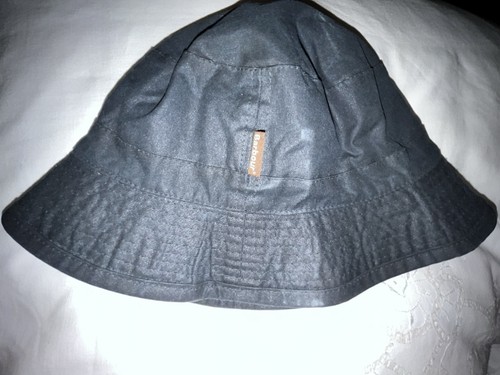 Barbour cotton waxed bucket - waxed,