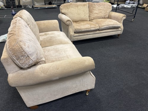 2x2 seater laura ashley - 2x2,