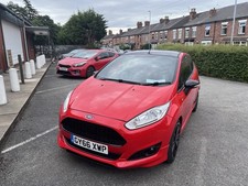 Ford Fiesta 1.0 EcoBoost ST-Line 3dr Hatchback Red edition