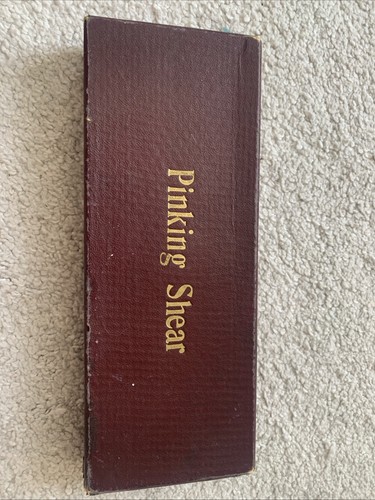 Pinking shear vintage - -,
