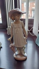 Lladro Nao Figurine "April