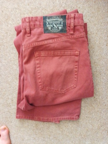Red herring dusty pink - red,