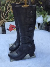 Pavers Knee-High Leather Boots