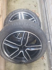 2 GENUINE MERCEDES 275/40 R 19 wheels
