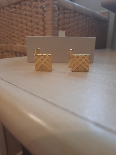 Burberry gold check - gold, cufflinks