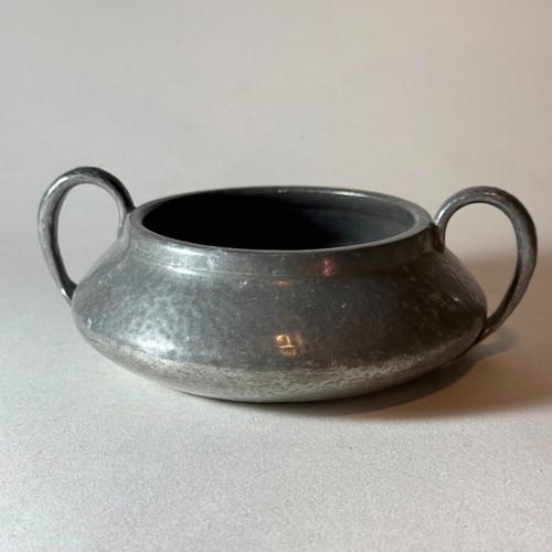 Art nouveau english - nouveau, pewter