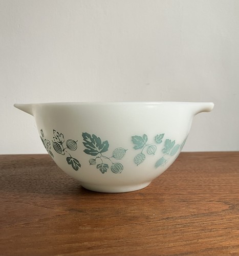 Vintage jaj pyrex mixing bowl - vintage,