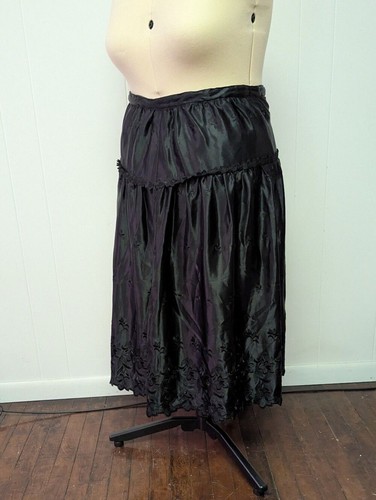 Vintage black petticoat - black, slip