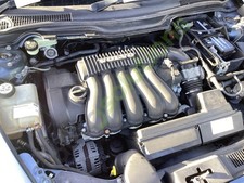 VOLVO V50 MK1 2007-2008 Engine