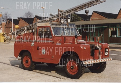 Land rover fire engine pirelli - fire,