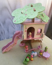 ELC Rosebud Wooden Treehouse