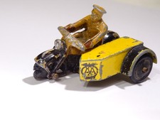 DINKY #44b AUTOMOBILE