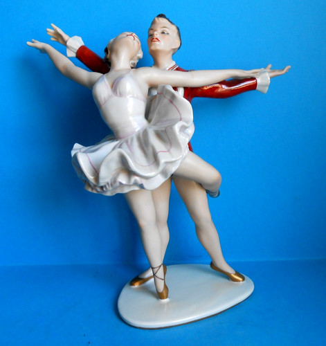 Wallendorf ballerina dancing - wallendorf, ~