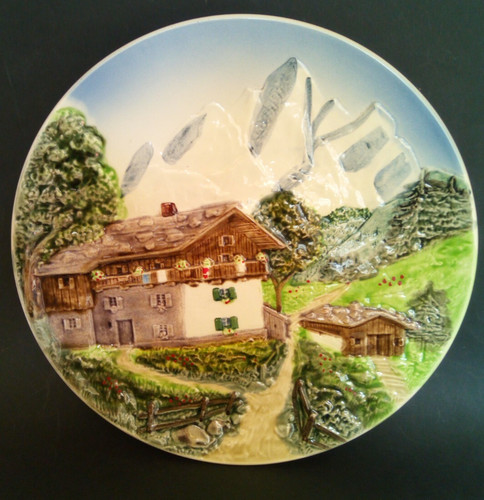 Majolica wall plate western - plate,