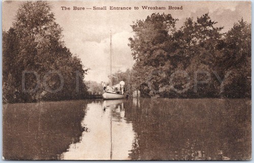 Wroxham river boat - wroxham,