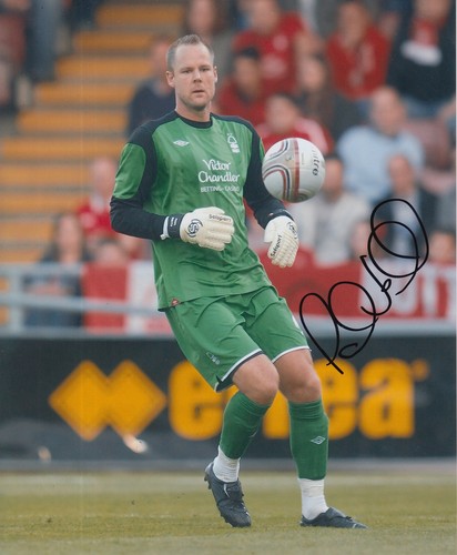 Nottingham forest hand signed - nottingham,
