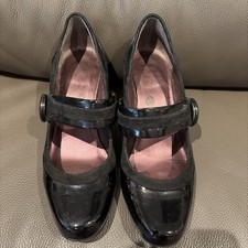 Clarks Cushion Soft Shoes Black Patent 30's Style Mary Jane - Size 6