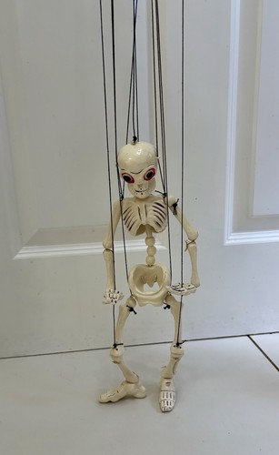 Pelham skeleton marionette - skeleton,