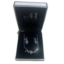 Alan Hannah Jewellery Set