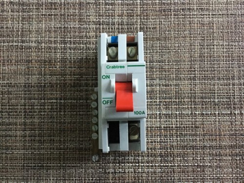 Crabtree main switch 100 - crabtree, amp