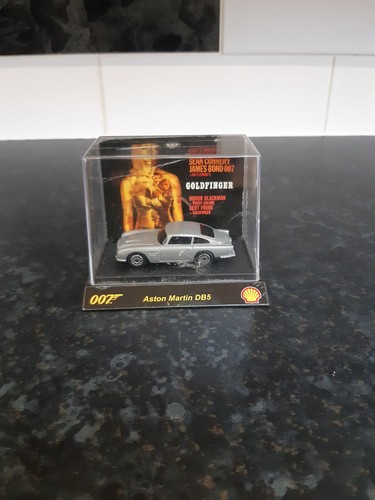 James bond gold - bond, finger