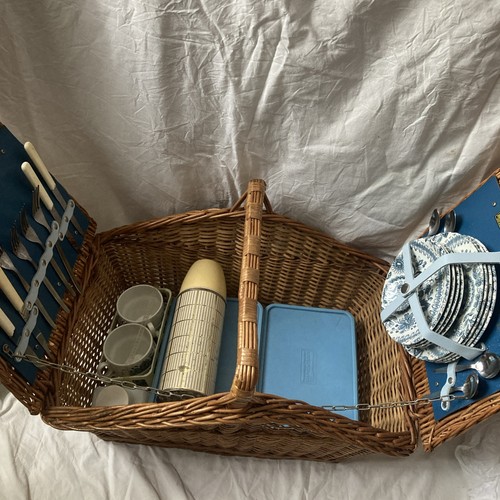 Brexton 1950s picnic wicker - picnic,