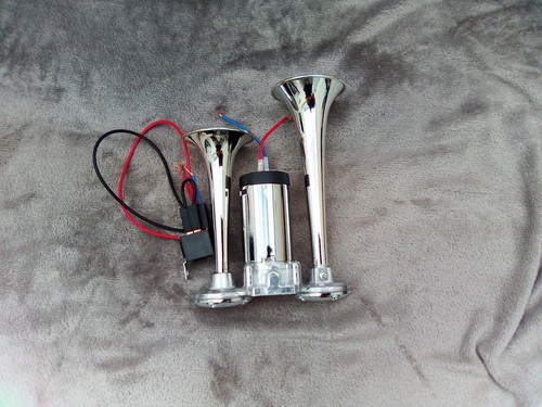 Pair air horns - air,
