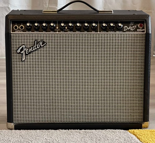 Fender deluxe dsp amplifier - 90,