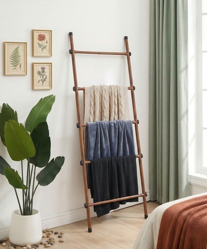 Expandable blanket ladder for - expandable,