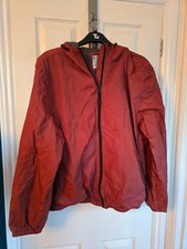 Used Men's TU Red Water Resistant Jacket Size XL