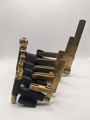 Steam engine pipe hand - steam,