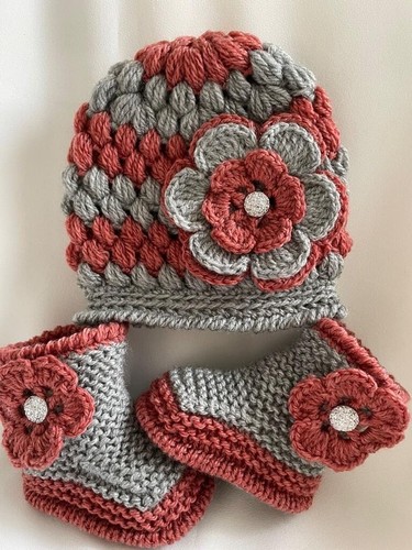Hand knitted romany - , bling