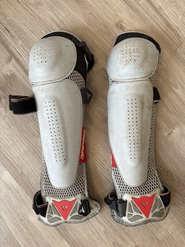Dainese shin knee pads and - pads,